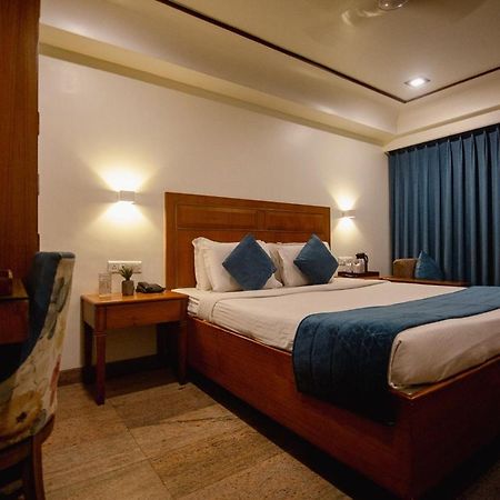 Hotel Punjab Palace Rāipur Buitenkant foto