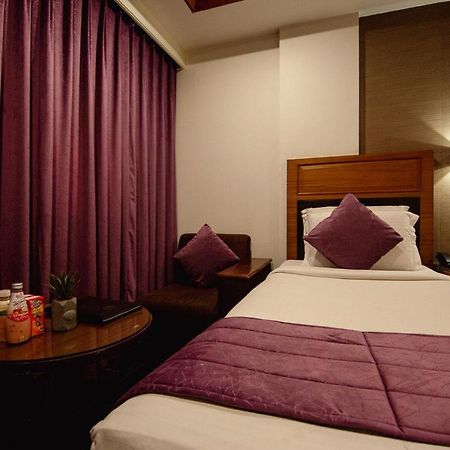 Hotel Punjab Palace Rāipur Buitenkant foto