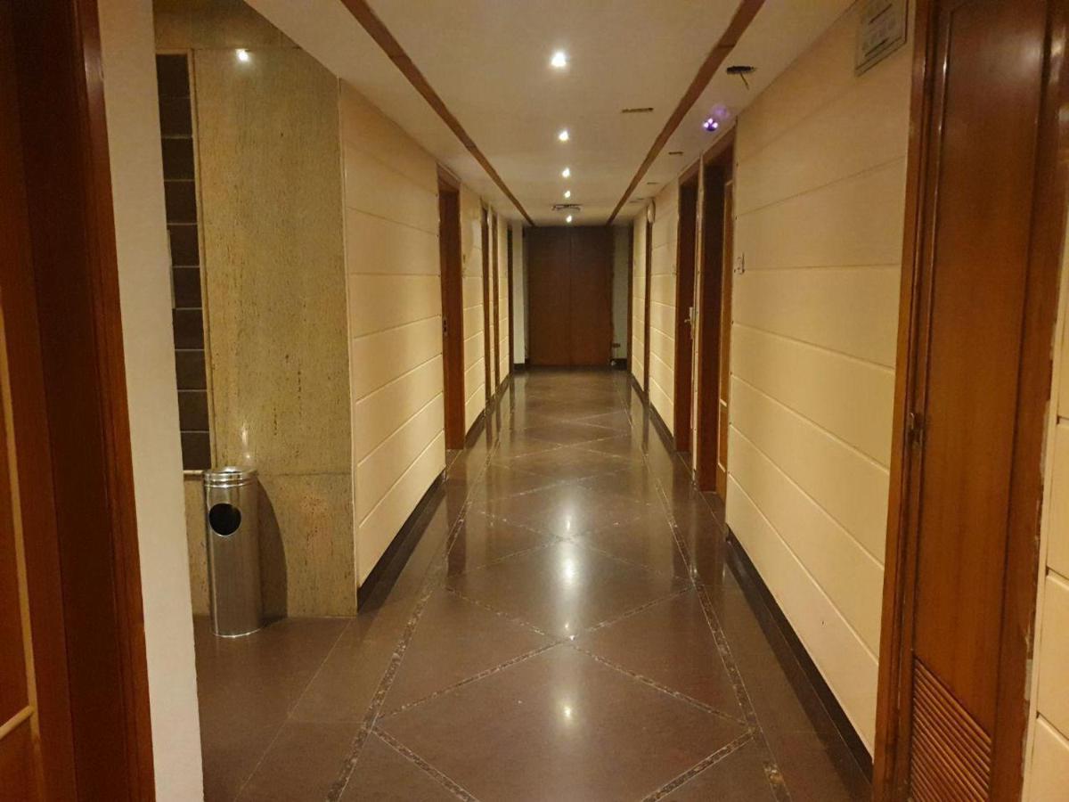 Hotel Punjab Palace Rāipur Buitenkant foto